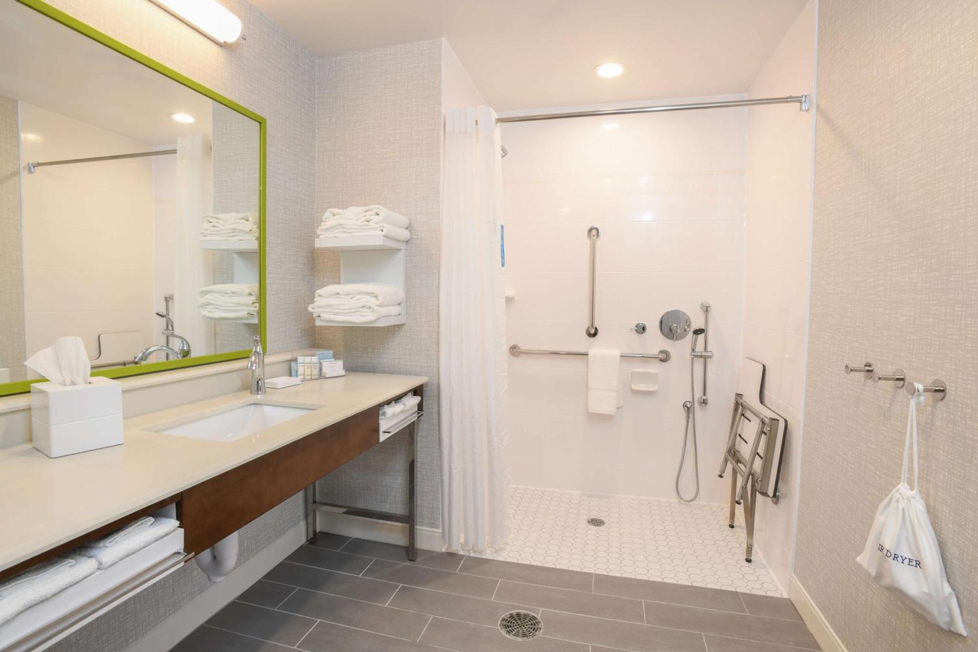Hampton Inn & Suites Cincinnati Liberty Township West Chester Exterior foto