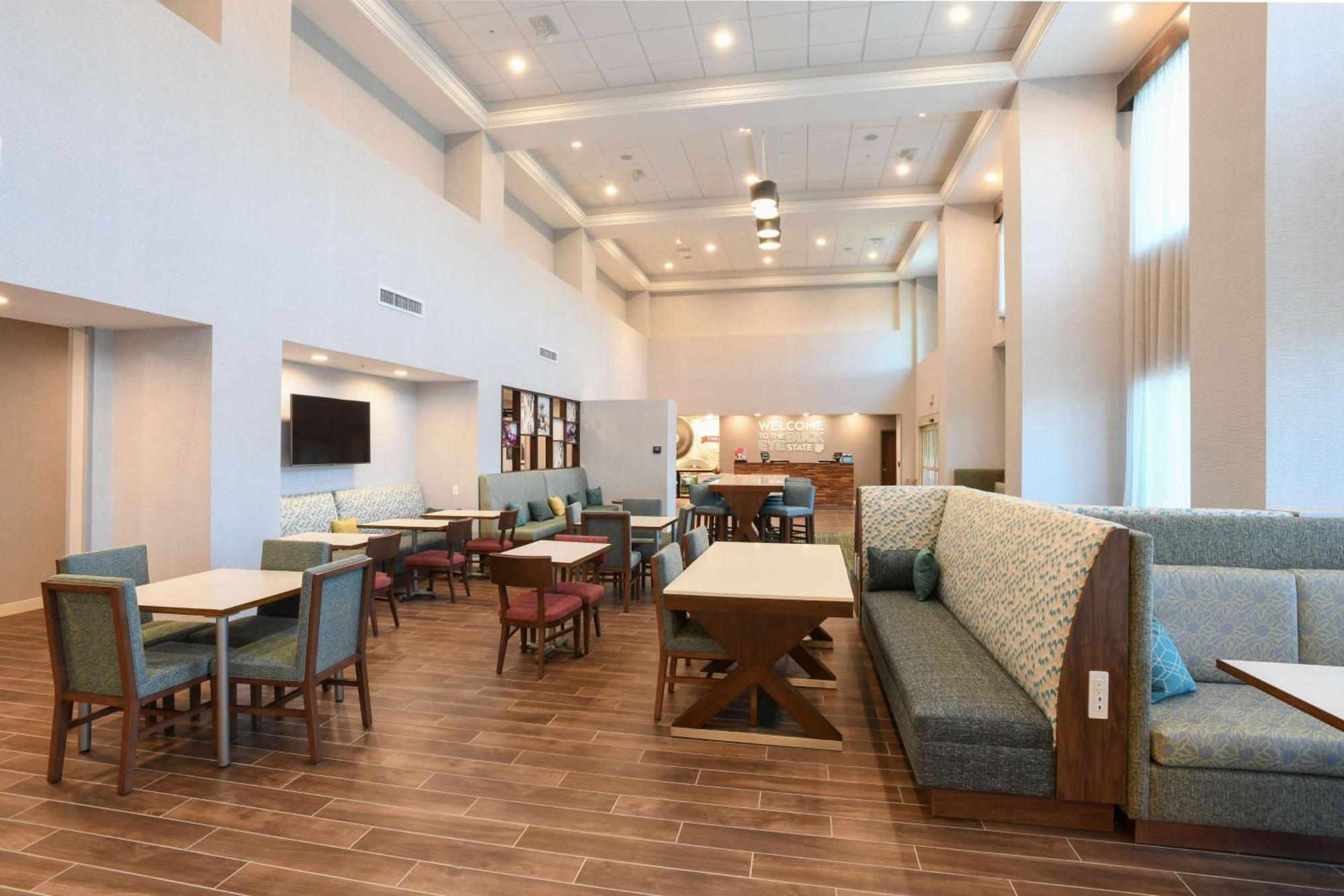 Hampton Inn & Suites Cincinnati Liberty Township West Chester Exterior foto